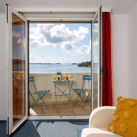 Lanterna - Sea View&near Lägenhet