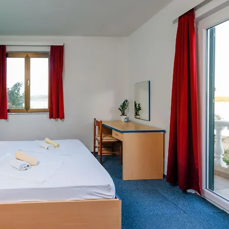 Lanterna - Sea View & Near *