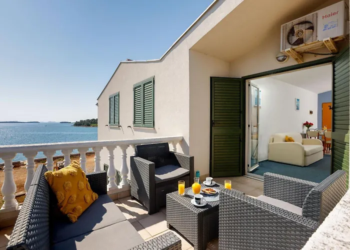 Appartement Lanterna - Sea View & Near Pašman