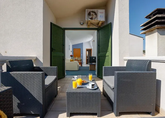 Lanterna - Sea View & Near Appartement *
