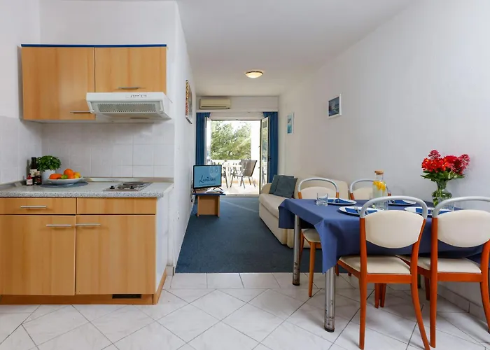 Lanterna - Sea View & Near Appartement *